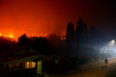 aptopix-chile-wildfires-esteban-felix-ap